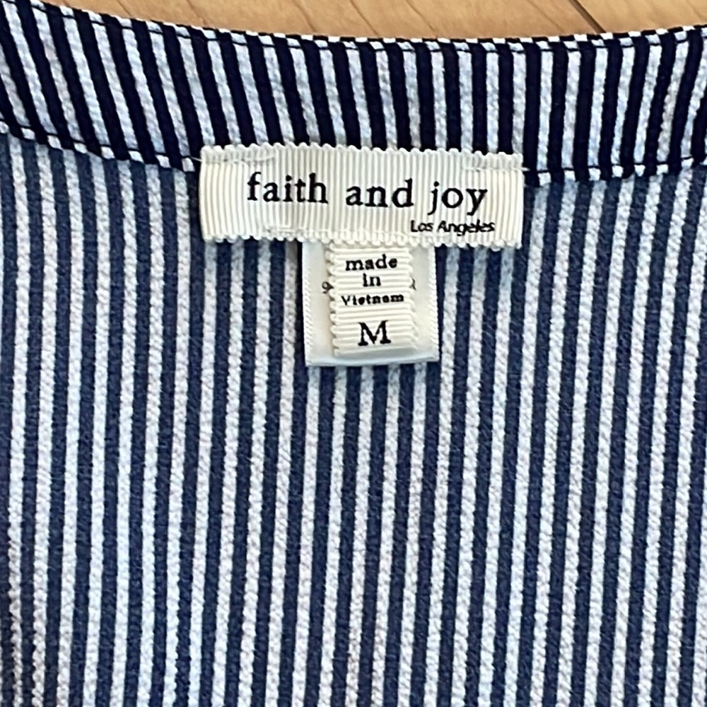 Francesca’s Faith & Joy striped blouse size medium - Picture 4 of 8